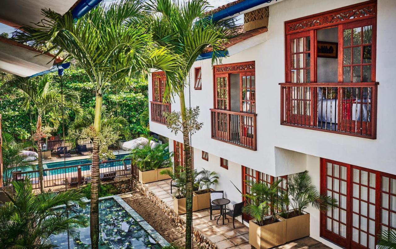 Lombok Hotel & Spa Antes Hotel Casablanca Гуадуас Экстерьер фото