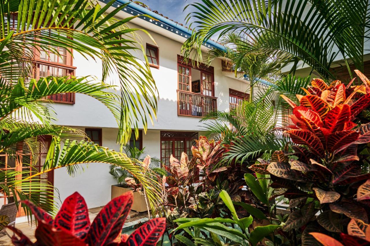 Lombok Hotel & Spa Antes Hotel Casablanca Гуадуас Экстерьер фото