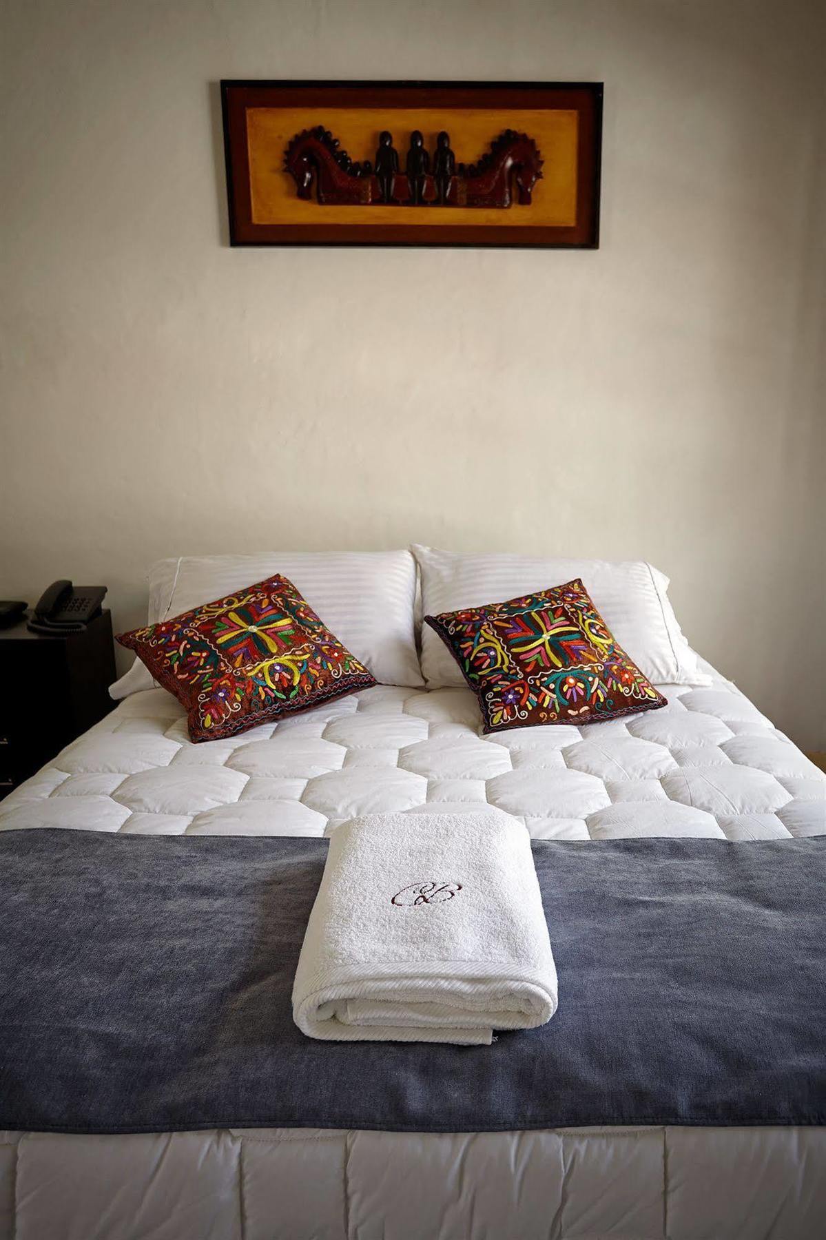 Lombok Hotel & Spa Antes Hotel Casablanca Гуадуас Экстерьер фото